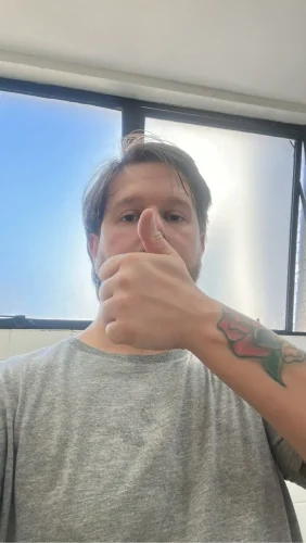 Scalable phone tripod suitable for iPhone 360 ° photo review