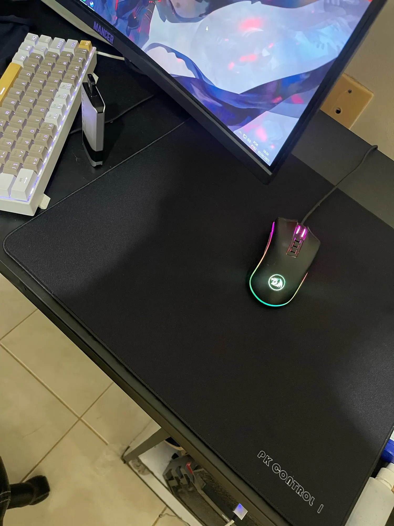 PICKYYMAY Pk Control 1 Design Professional Gaming Mouse photo review