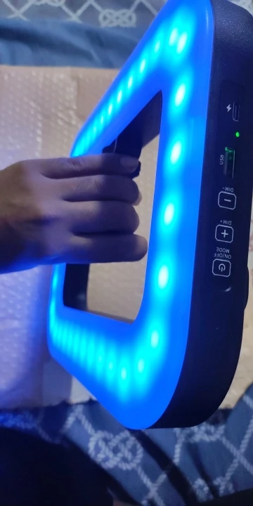 New Handheld Ring LED Rechargeable Fill light Portable photo review