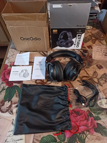 Oneodio Pro-C Bluetooth Wireless Headphones With Mic 110Hr photo review