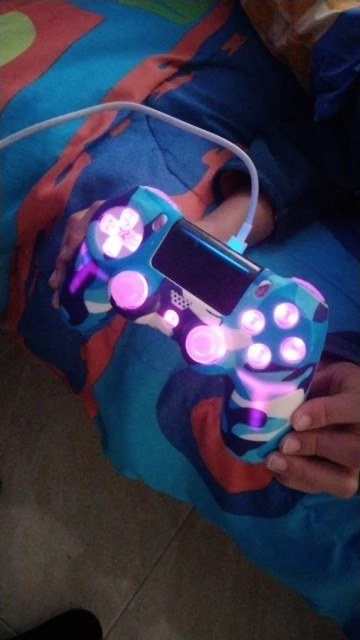 GAMINJA RGB Light Wireless Game Controller For PS4 photo review