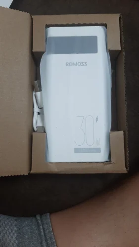 Click to view full screen ROMOSS Sense 6PS PRO 20000 mAh Power Bank photo review