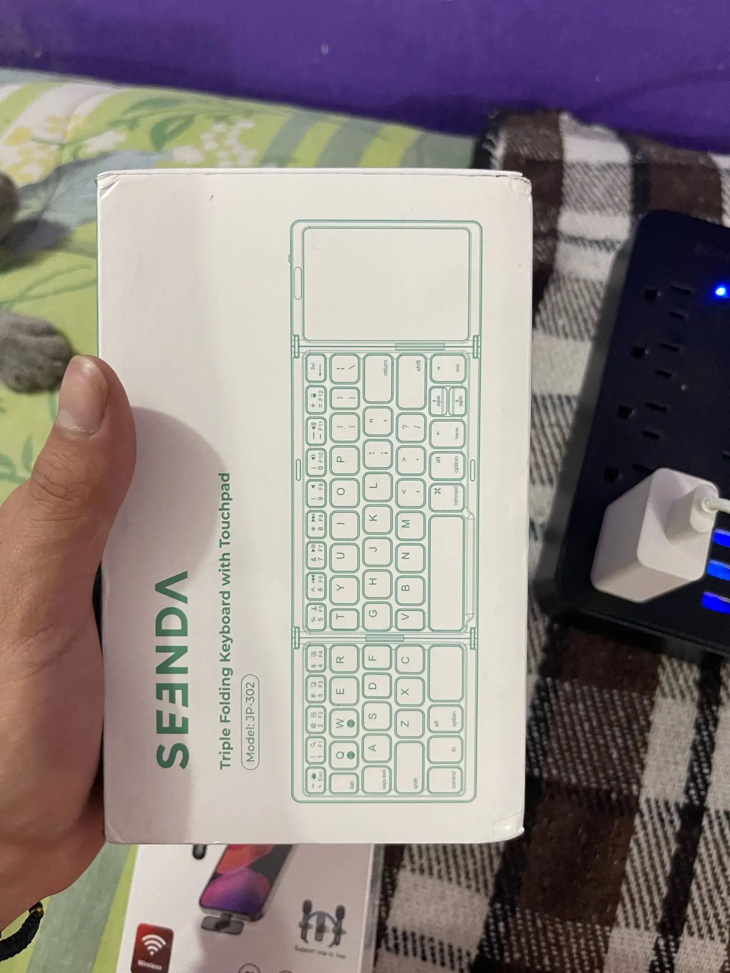 Seenda Foldable Wireless Bluetooth Keyboard Rechargeable Folding Portable photo review