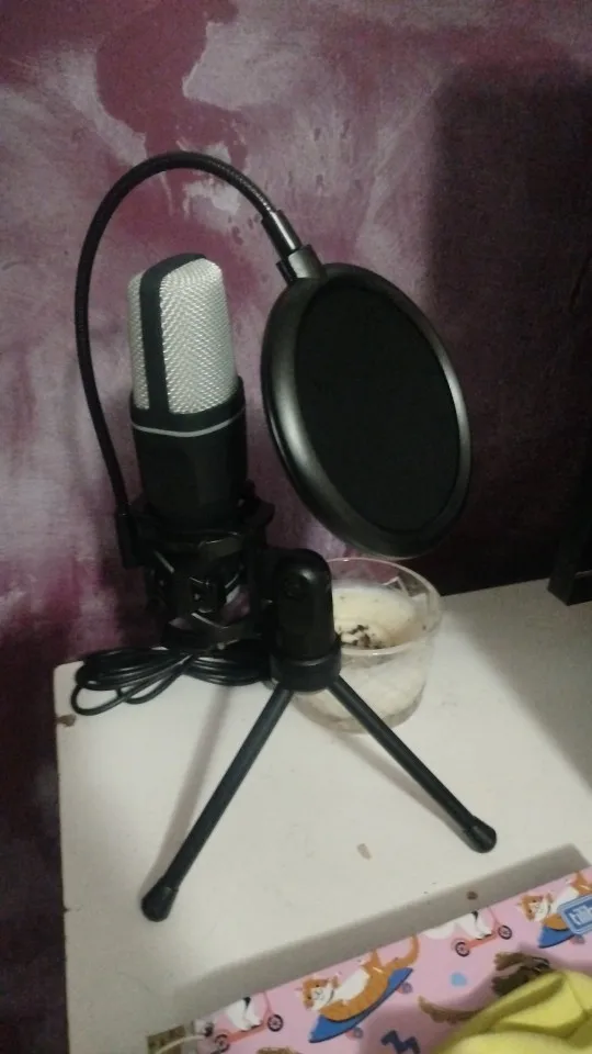 USB Microphone RGB Microfone Condensador noise reduction Wire photo review