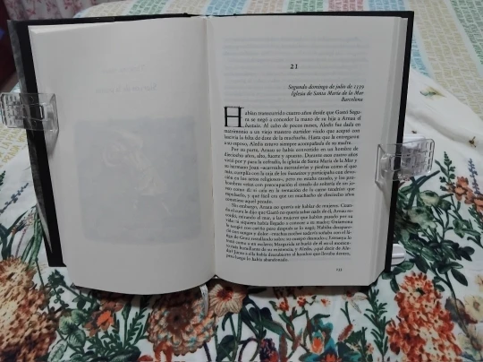 Reading Bookshelf Adjustable Rotatable Lifting Landing Reading Portable photo review