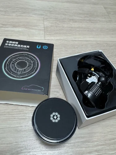 ice Cooling Magnetic Wireless Car Charger Stand for photo review