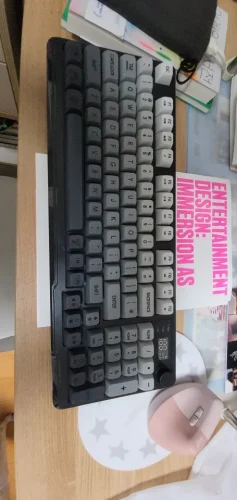 Freewolf M96 Wireless Gaming Keyboard, Knob Control BT/2.4g, photo review