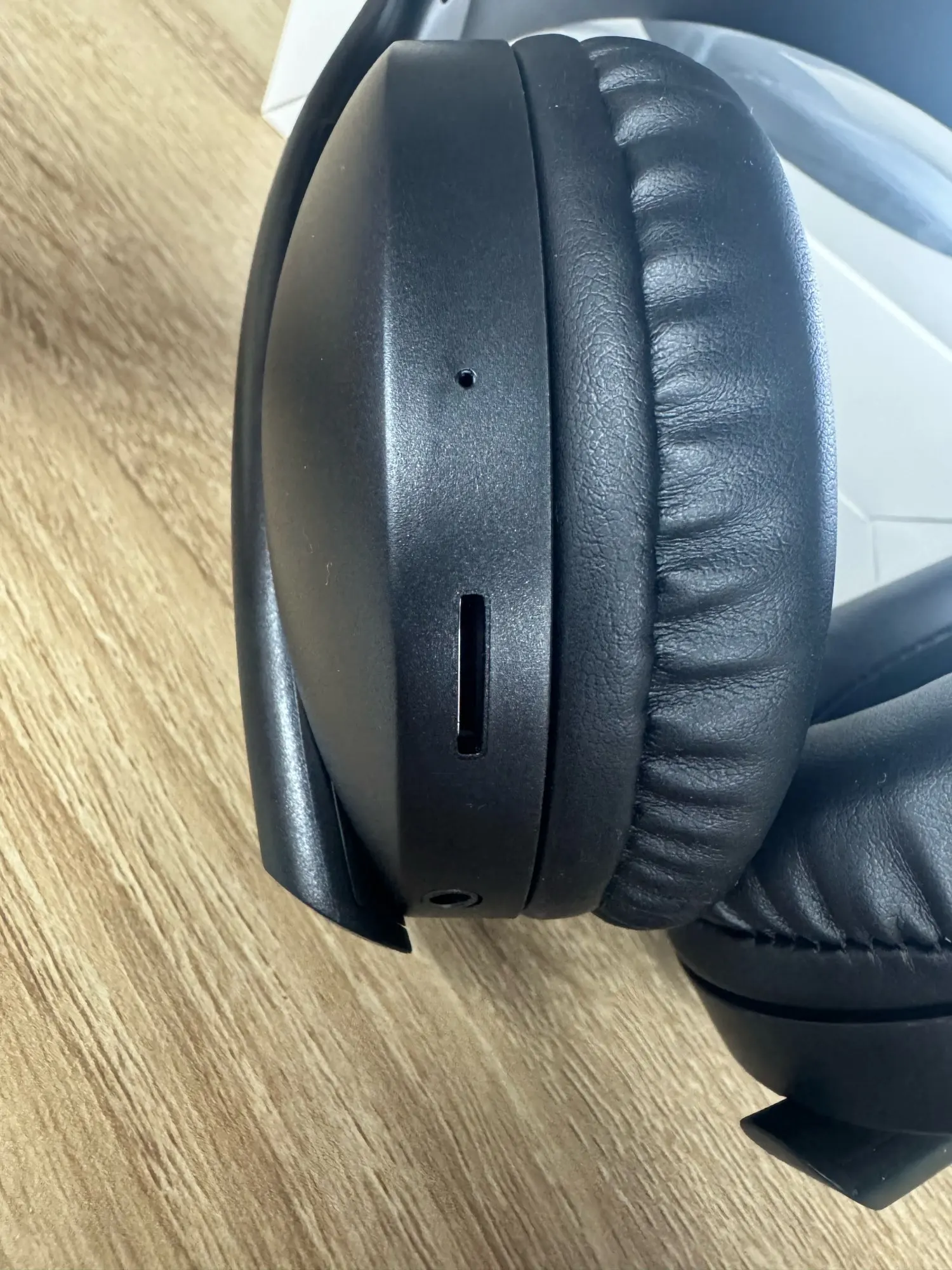 Oneodio SuperEQ S6001 Bluetooth Headphones Over Ear Wireless photo review