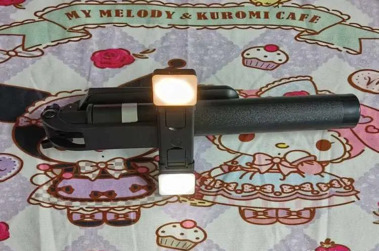 Roreta new 1.7M Portable camera tripod with wireless remote control photo review