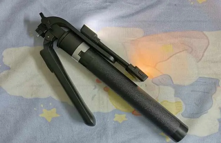 Roreta new 1.7M Portable camera tripod with wireless remote control photo review