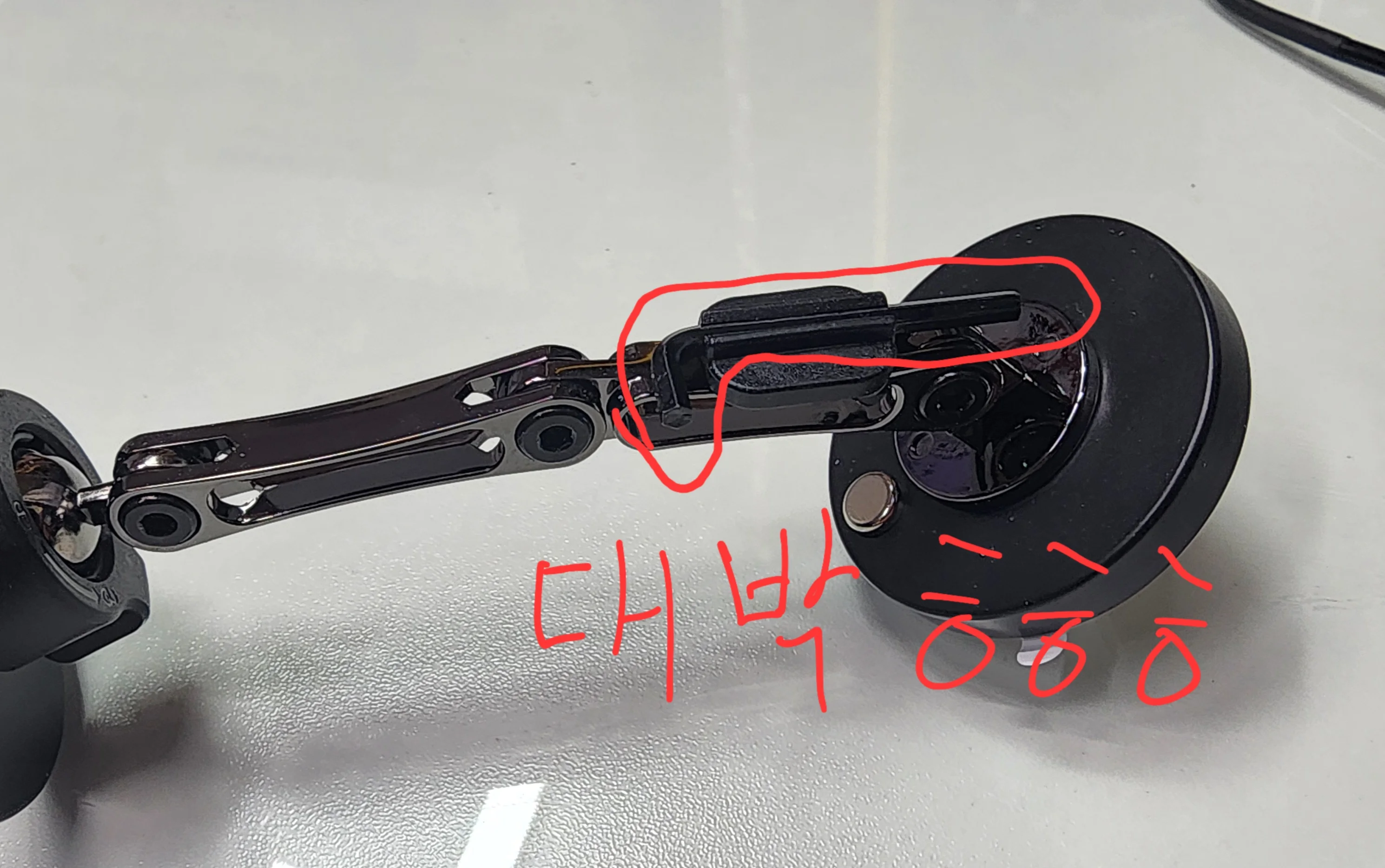 Magnetic Car Wireless Charger Stand Magnet Car Mount photo review