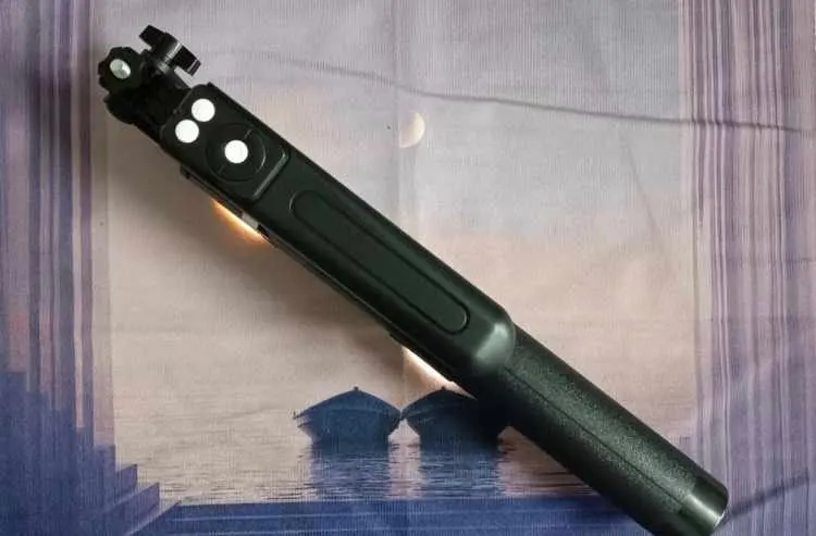 Roreta new 1.7M Portable camera tripod with wireless remote control photo review