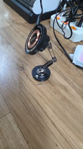 Magnetic Car Wireless Charger Stand Magnet Car Mount photo review