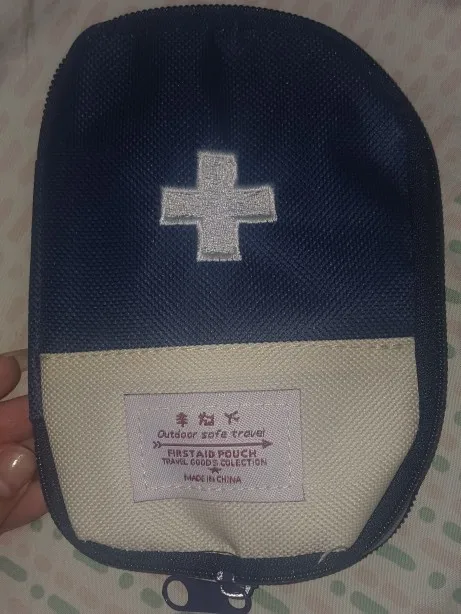 Health Medicine First Aid Kit Oxford Cloth Portable photo review