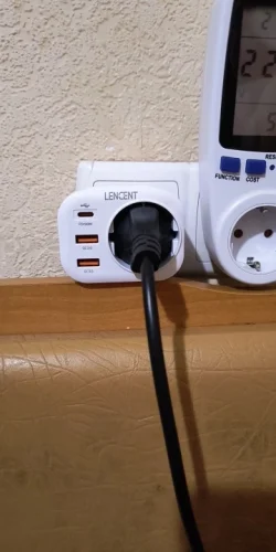 LENCENT EU Plug Wall Socket Extender with 1 photo review