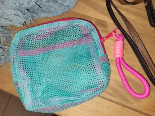 Square Mesh Cosmetic Bag, Portable Square Cosmetic Storage photo review