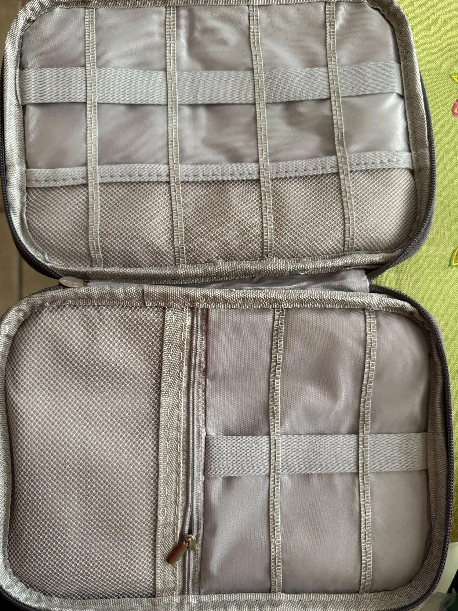 Electronics Organizer Bag Waterproof Carrying Pouch Travel Bag photo review