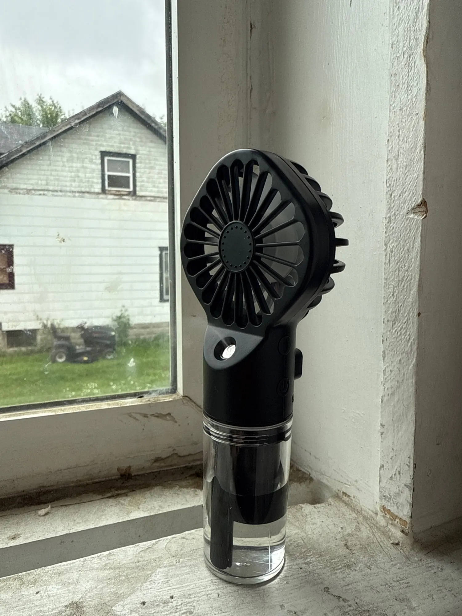 Portable Humidifier Fan Mini Handheld Mist Fan Portable photo review