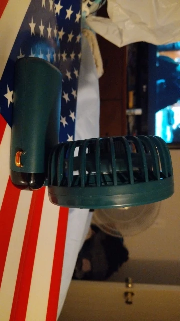 Clearance_Portable mini home summer air-cooled neck hanging fan photo review