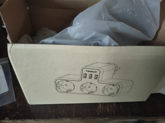 TESSAN EU Plug Power Strip with 3 AC photo review