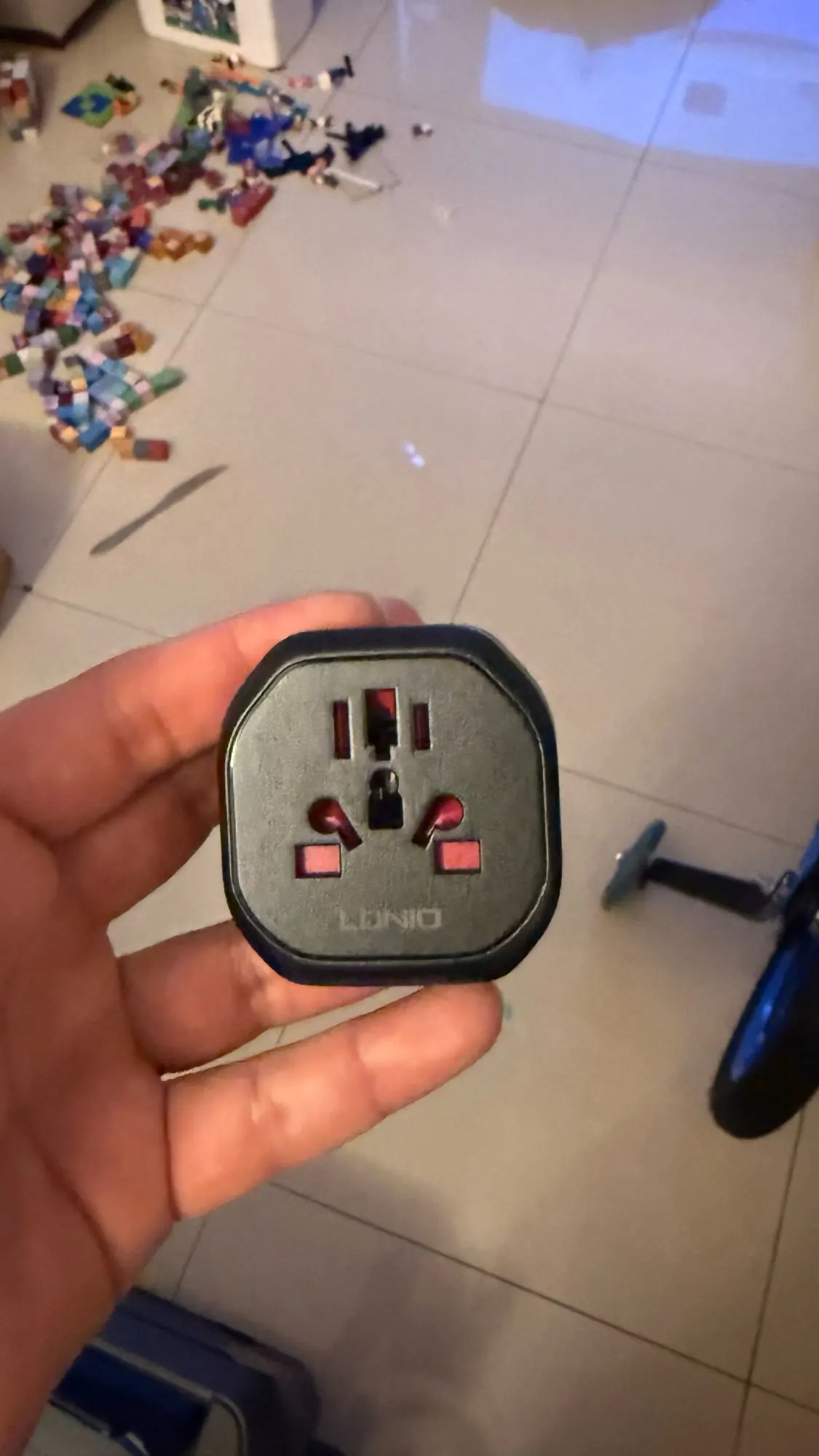 LDNIO Korea EU Plug Adapter 2500W Travel Adapter photo review