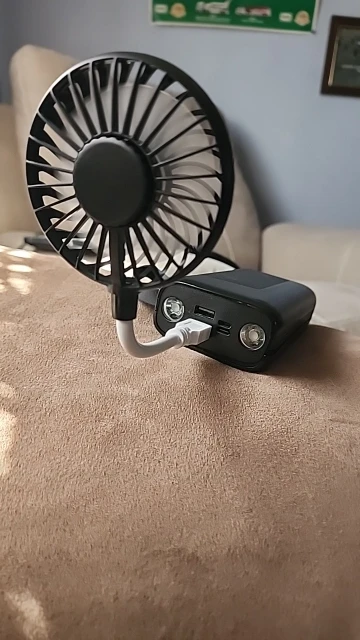 USB Rechargeable Handheld Fan Silent Cooling Power Bank photo review