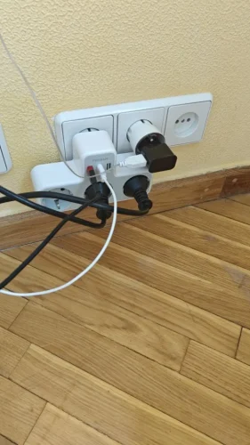 TESSAN EU Plug Power Strip with 3 AC photo review