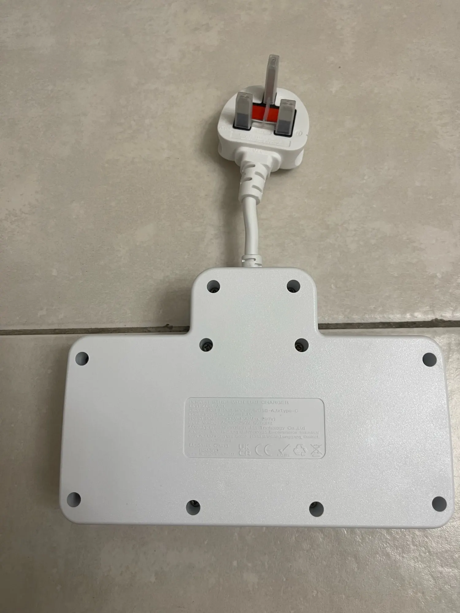 UK AC Plug Power Strip Wall Mounted Independent photo review