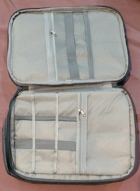 Multi-functional Large Capacity Waterproof Digital Electronic Organizer USB photo review