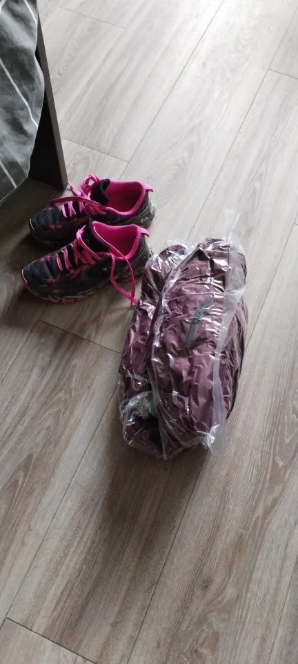 Travel Compression Bags, Roll Up Travel Space Saver photo review