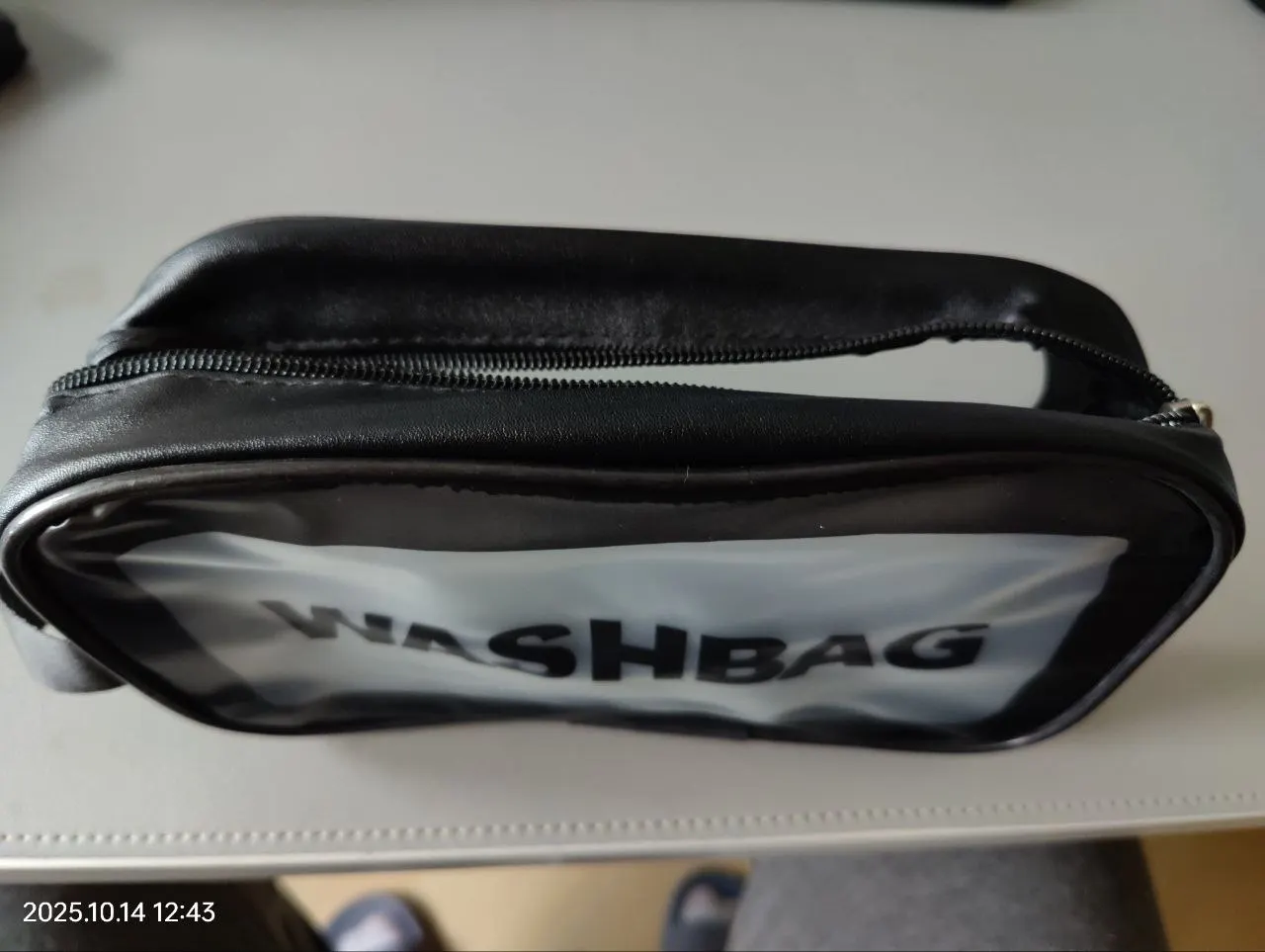 1pc Black Transparent Portable Women Travel Wash Bag photo review