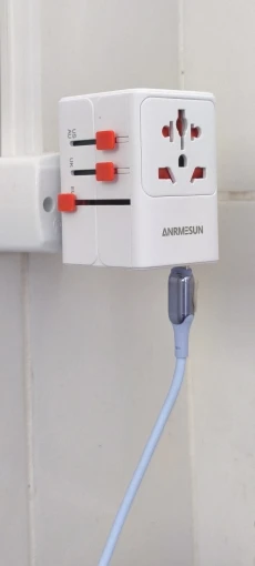 65W/45W/25W GaN Universal Travel Adapter with 2 USB photo review