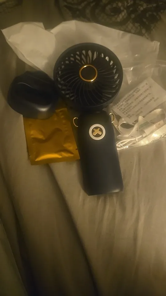 Mini Handheld Small Fan Portable Portable Silent Office photo review