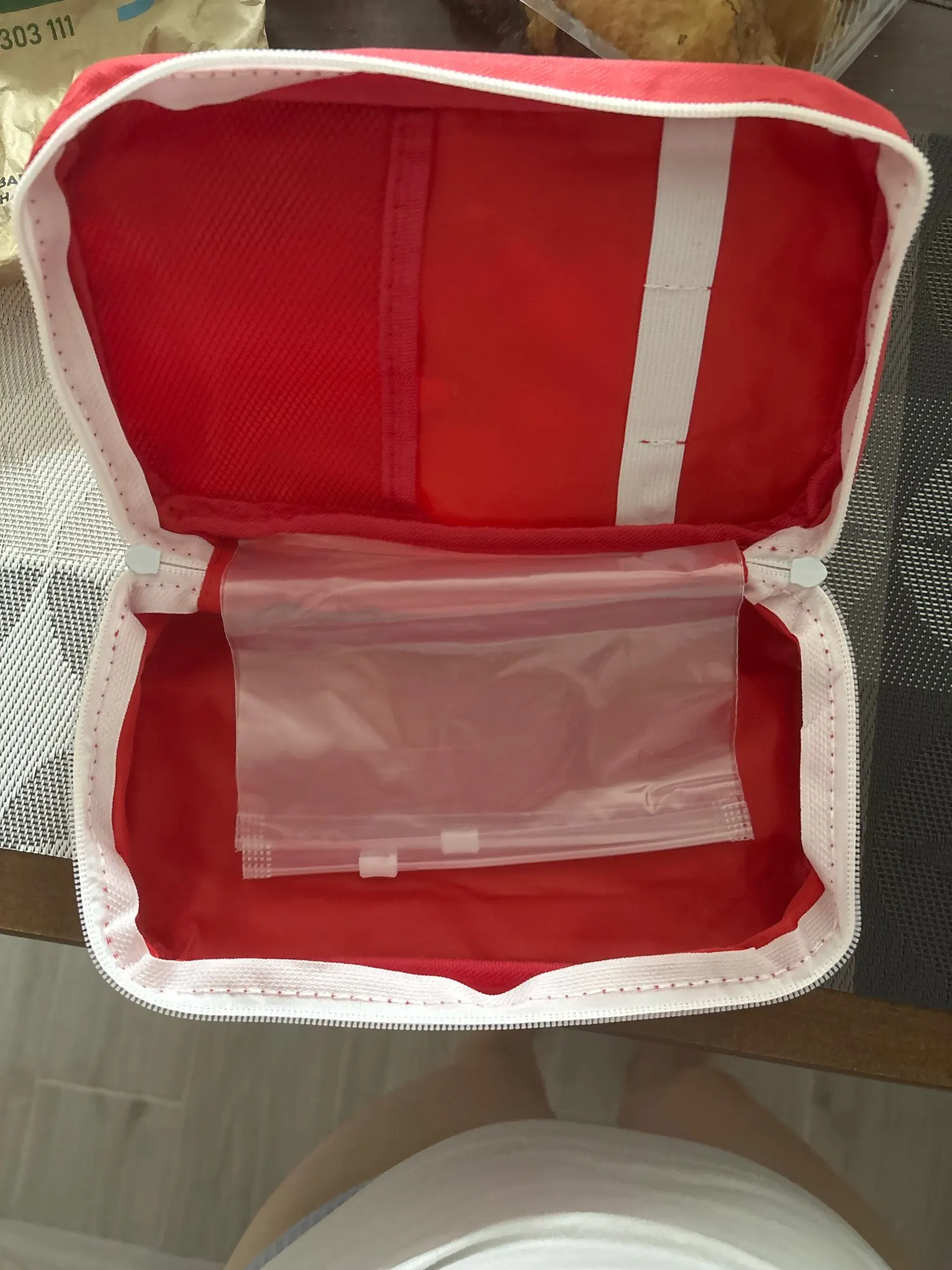 Health Medicine First Aid Kit Oxford Cloth Portable photo review