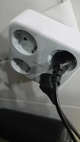 TESSAN EU Plug Power Strip with 3 AC photo review