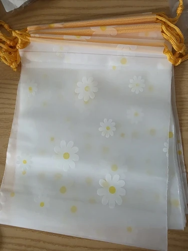 【Hot sales】Clear waterproof travel makeup bag Towel sock photo review
